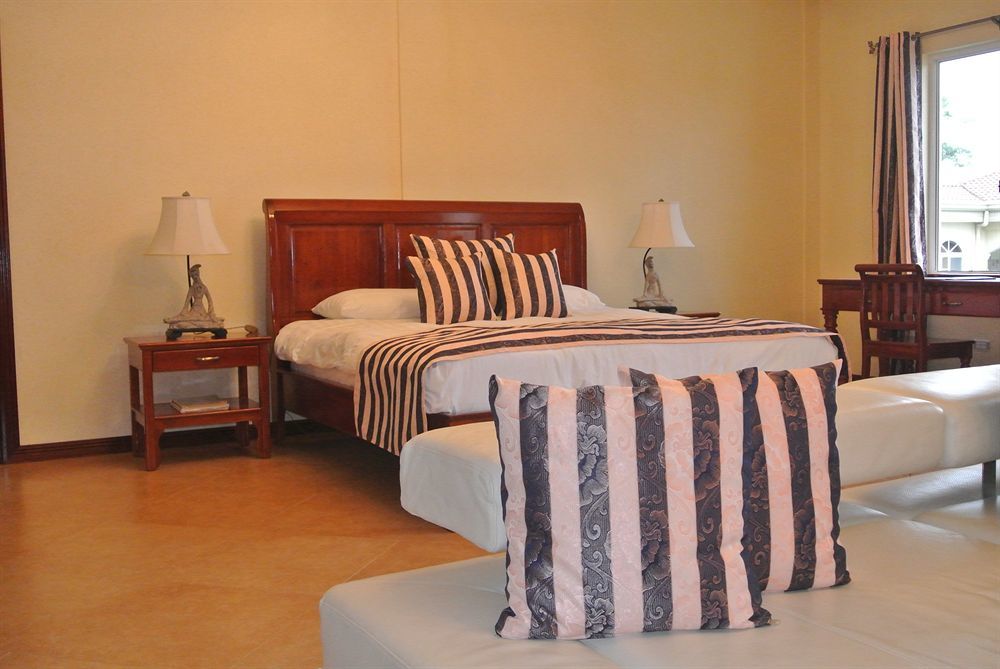 สตาร์ วิว - วิลลา เปโดร บูทิก เวลเนส รีสอร์ต Hotel Dumaguete City ภายนอก รูปภาพ